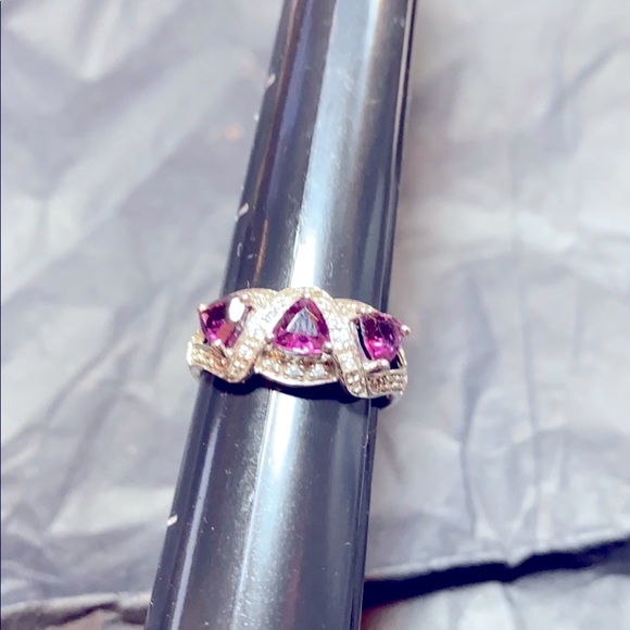 Trillion Raspberry Color Rhodolite - Picture 13 of 15